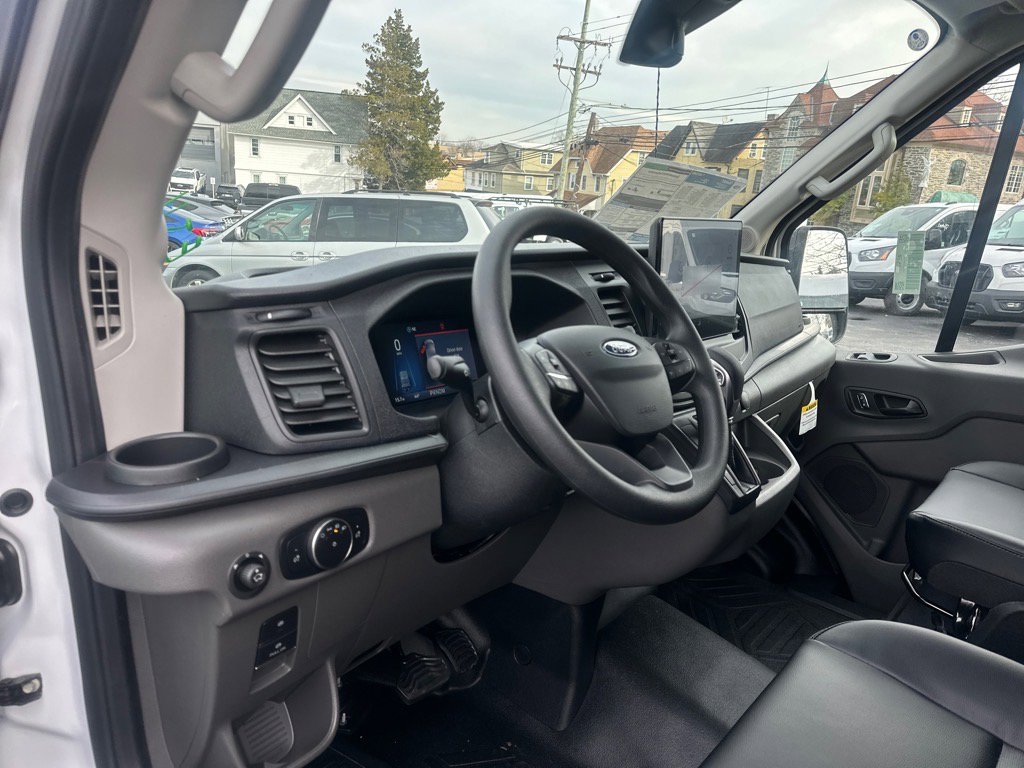 New 2026 Ford Transit 250 148 Medium Roof w/ Load Area Protection Package image 30