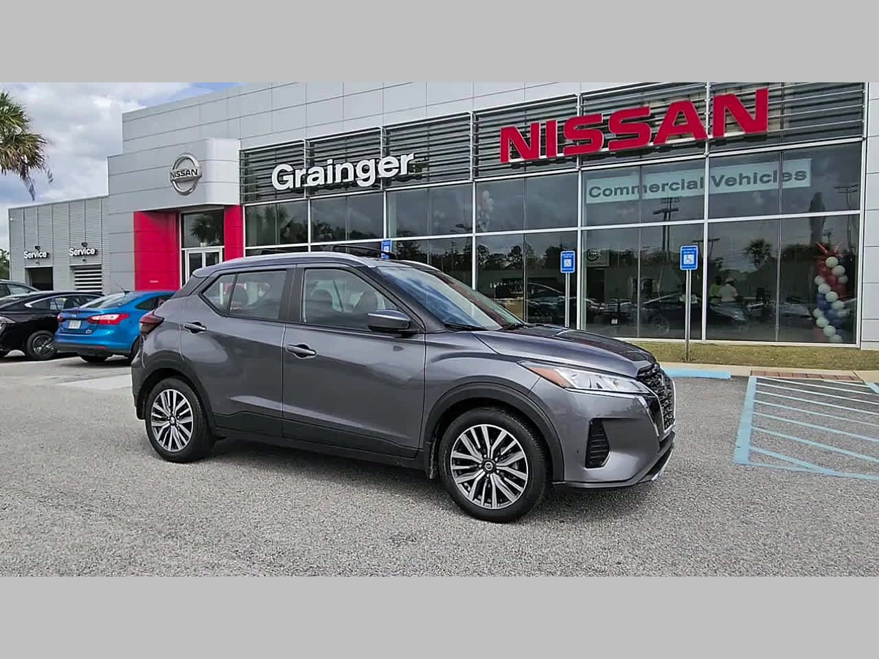 Used 2021 Nissan Kicks SV FWD image 17