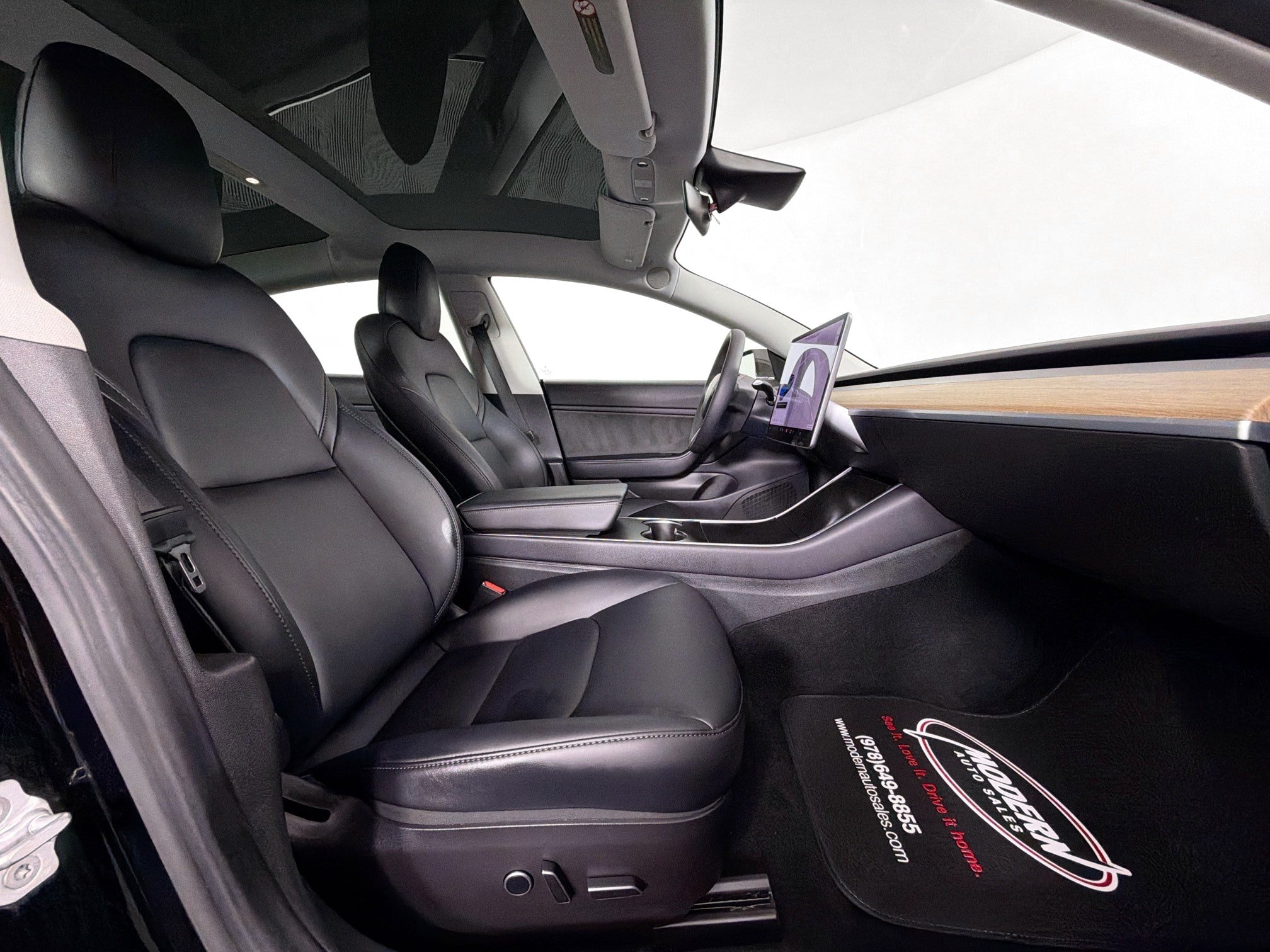 Used 2019 Tesla Model 3 Standard Range Plus RWD image 38