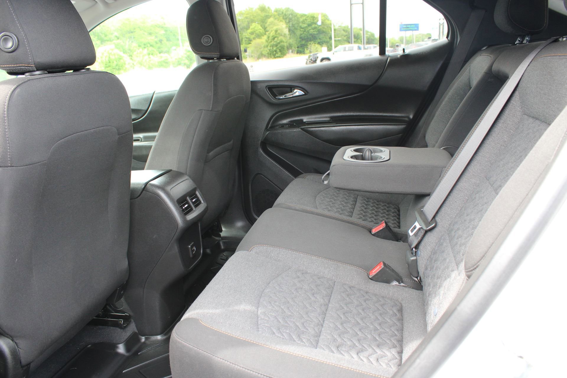 Used 2022 Chevrolet Equinox LT FWD image 18