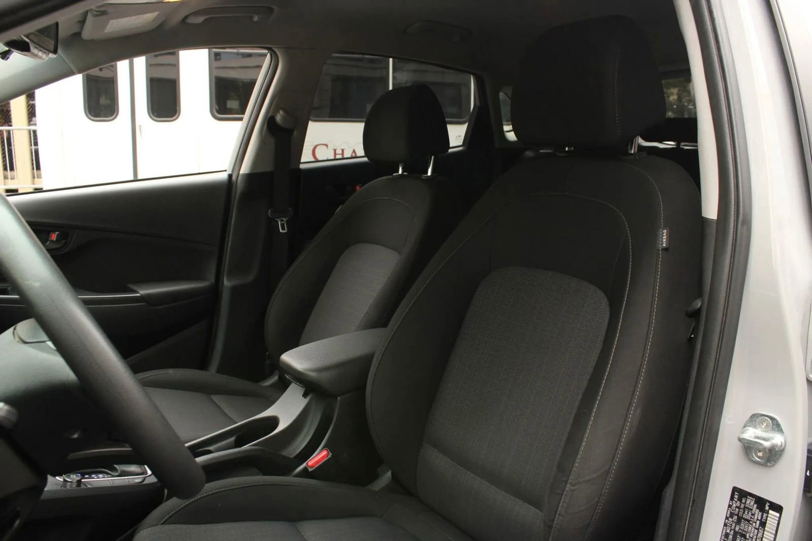 Used 2022 Hyundai Kona SEL AWD/4WD image 15
