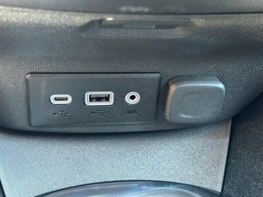 Used 2024 Chevrolet Malibu LT FWD image 28