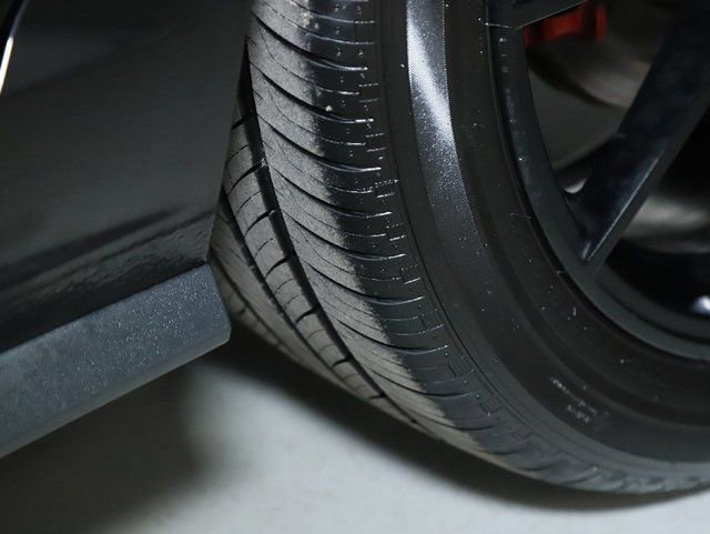 Certified 2025 Volkswagen Jetta GLI Autobahn image 36