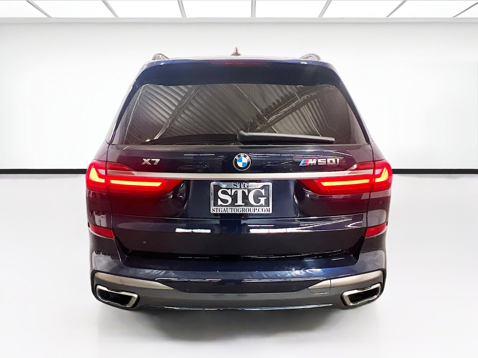 Used 2020 BMW X7 M50i w/ Executive Package image 5