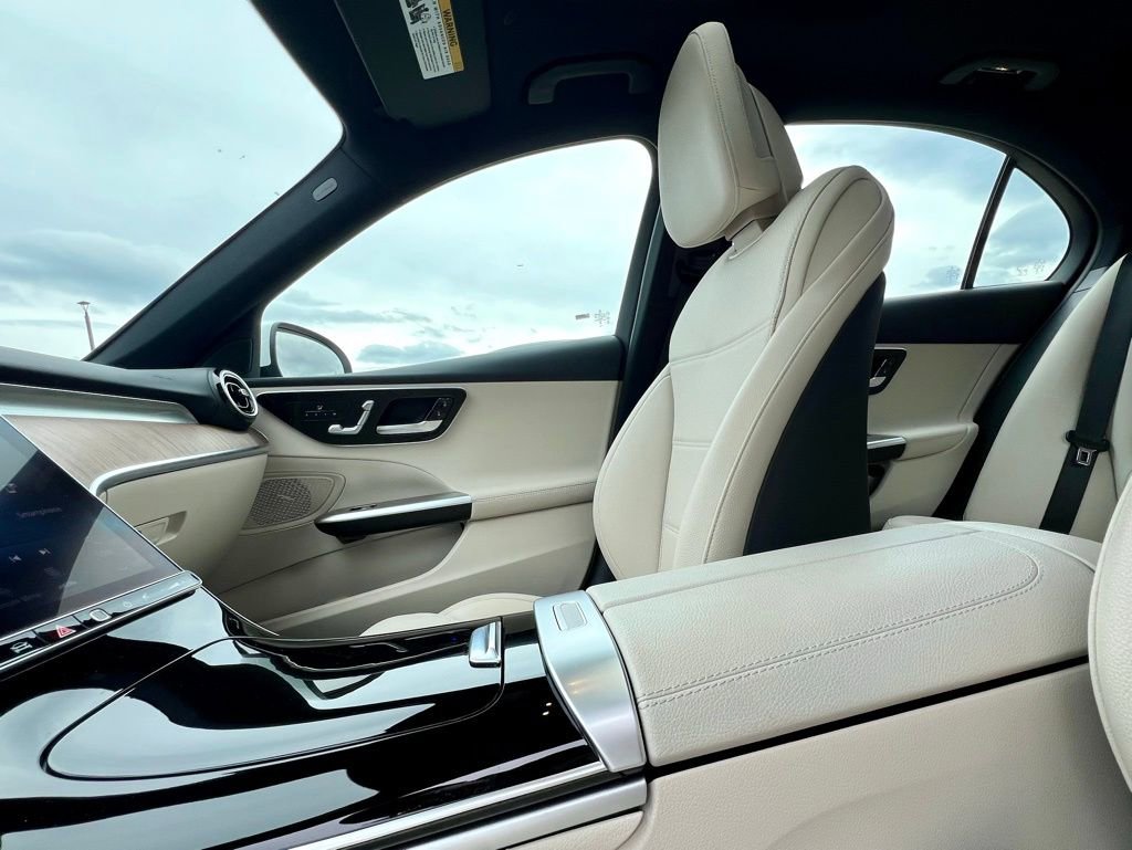 Certified 2023 Mercedes-Benz C 300 4MATIC Sedan image 17