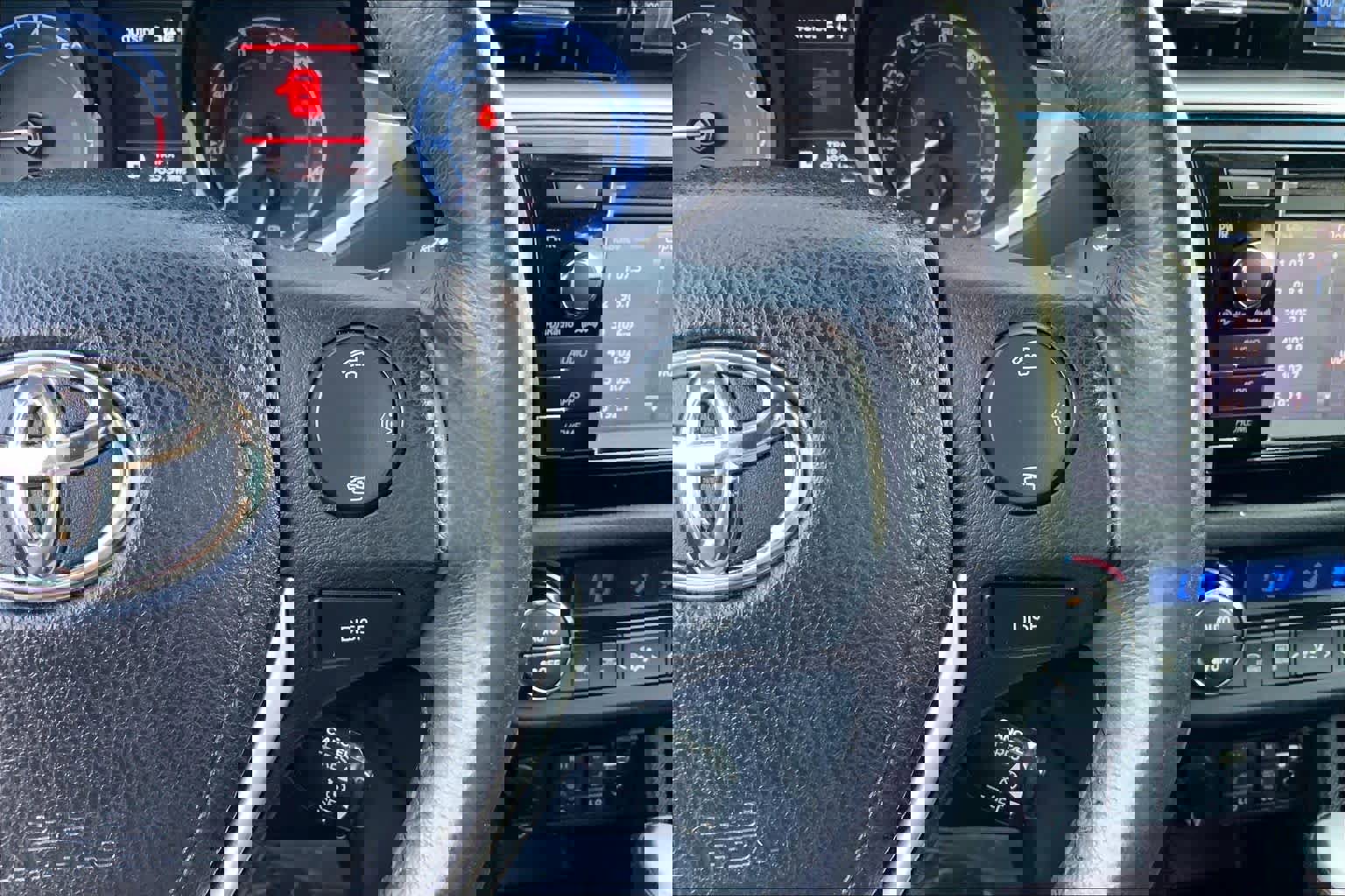 Used 2016 Toyota Corolla S Premium image 24