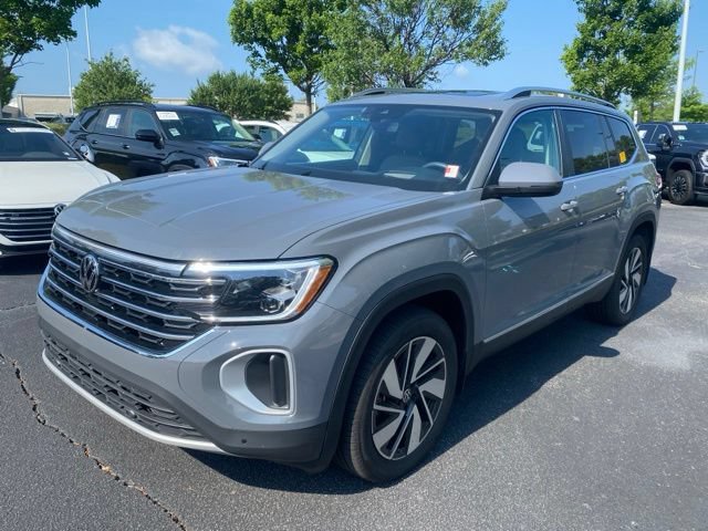 Used 2026 Volkswagen Atlas SEL AWD/4WD image 8