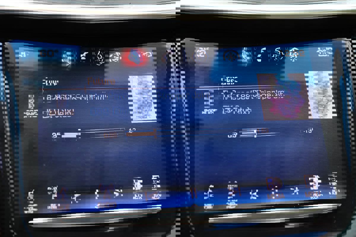 Used 2014 Cadillac XTS Premium image 25