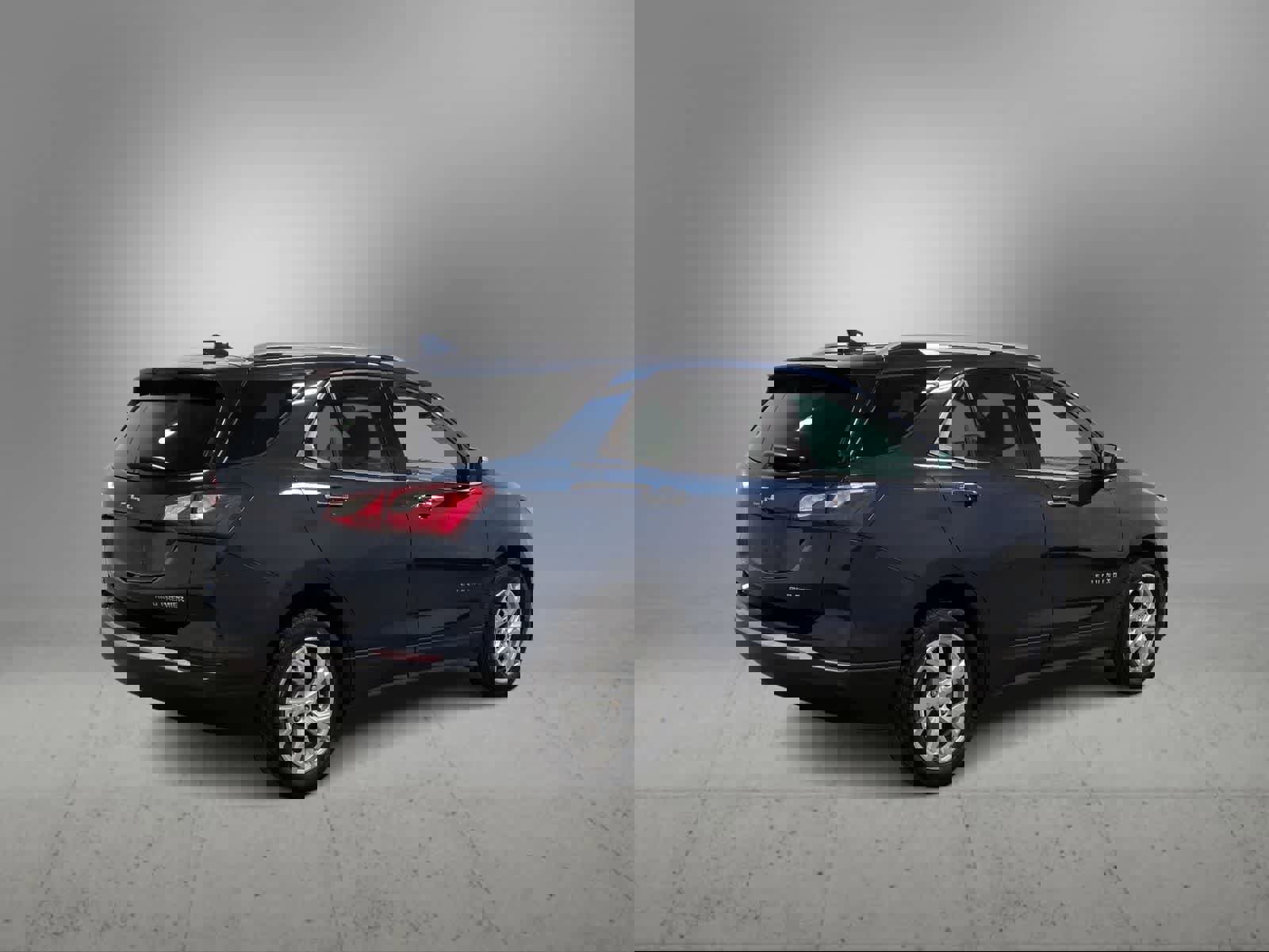 Used 2021 Chevrolet Equinox Premier w/ LPO, Floor Liner Package image 8