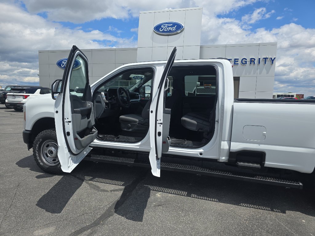 Used 2024 Ford F250 XL w/ 360-Degree Camera Package image 12