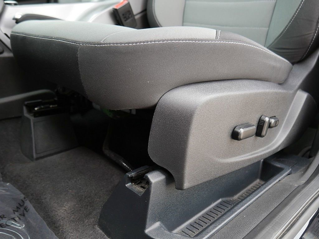 Used 2016 Ford Escape SE AWD/4WD image 12