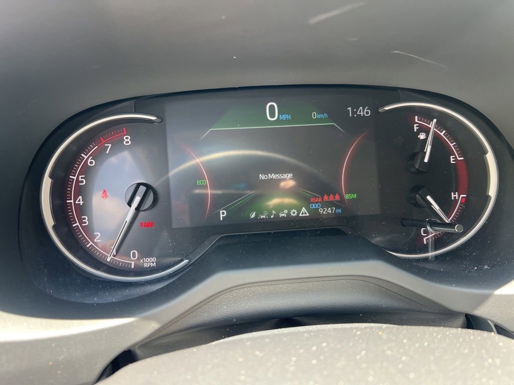 Used 2025 Toyota RAV4 XLE FWD image 34
