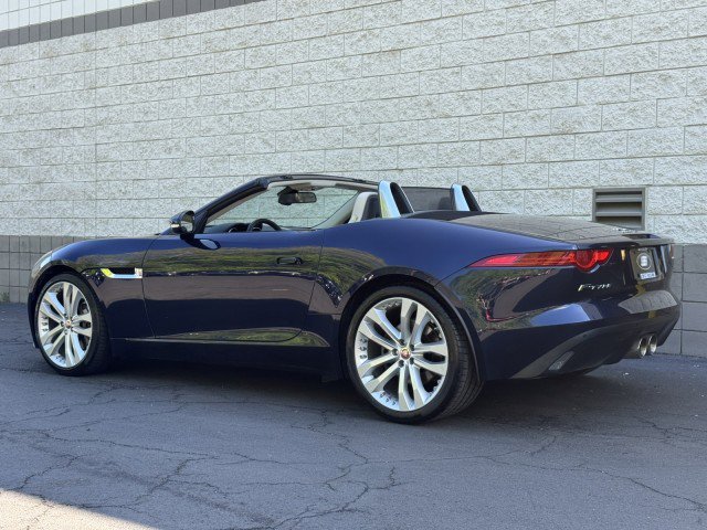 Used 2015 Jaguar F-TYPE Convertible RWD image 2