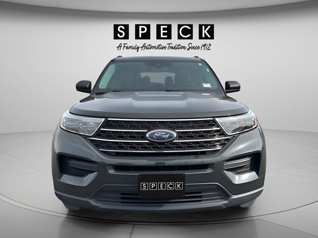 Used 2022 Ford Explorer XLT AWD/4WD image 8