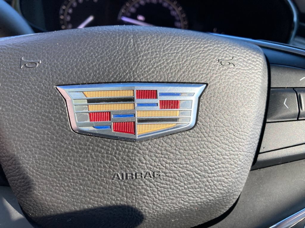 Used 2017 Cadillac XT5 Luxury w/ Driver Awareness Package AWD/4WD image 28