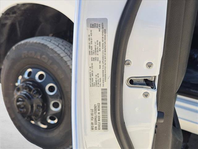 New 2026 RAM 3500 Laramie AWD/4WD image 17