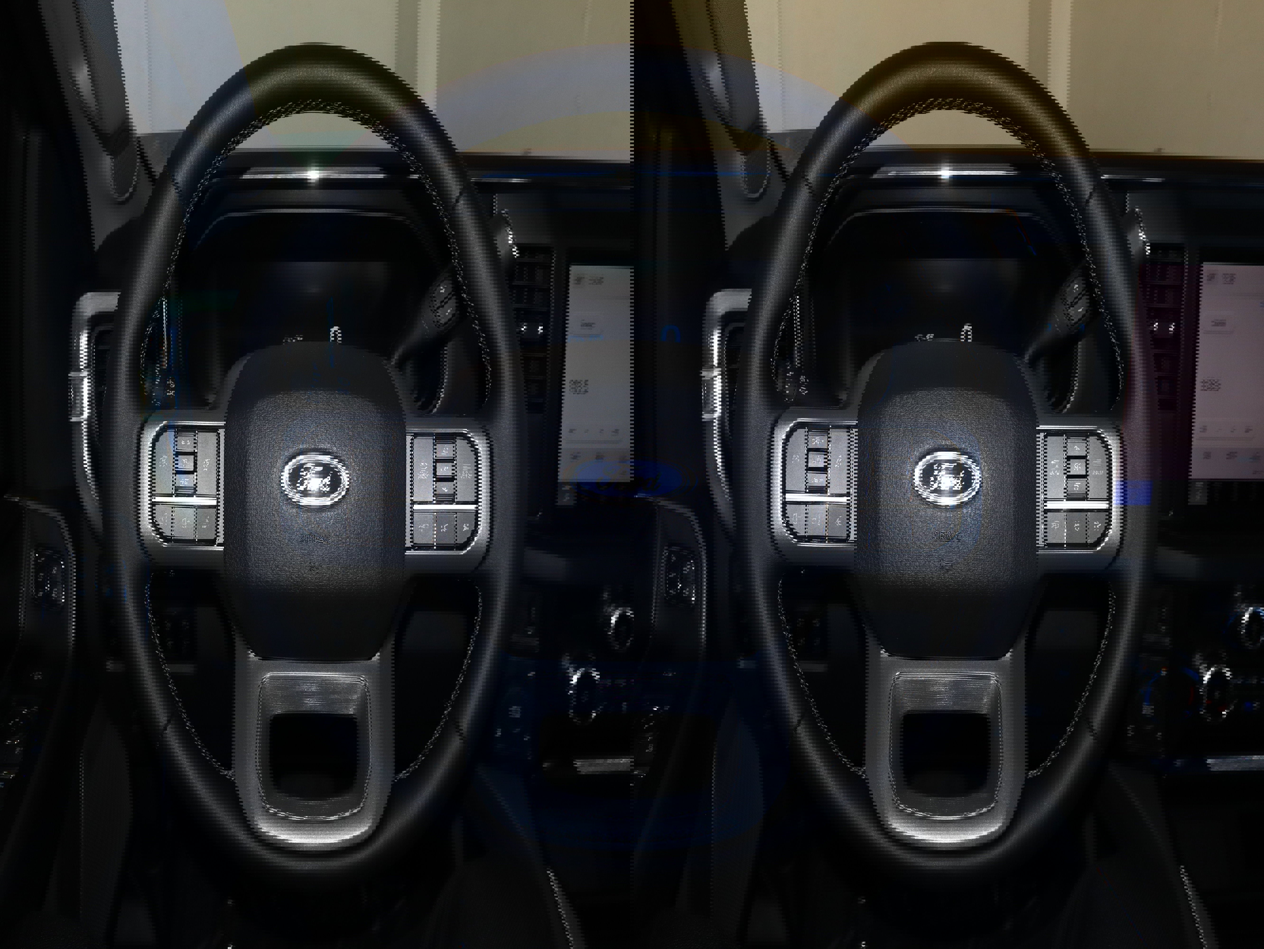 New 2025 Ford F250 Lariat w/ Black Appearance Package image 25