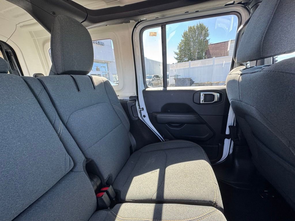 Certified 2025 Jeep Wrangler Unlimited Sahara image 21