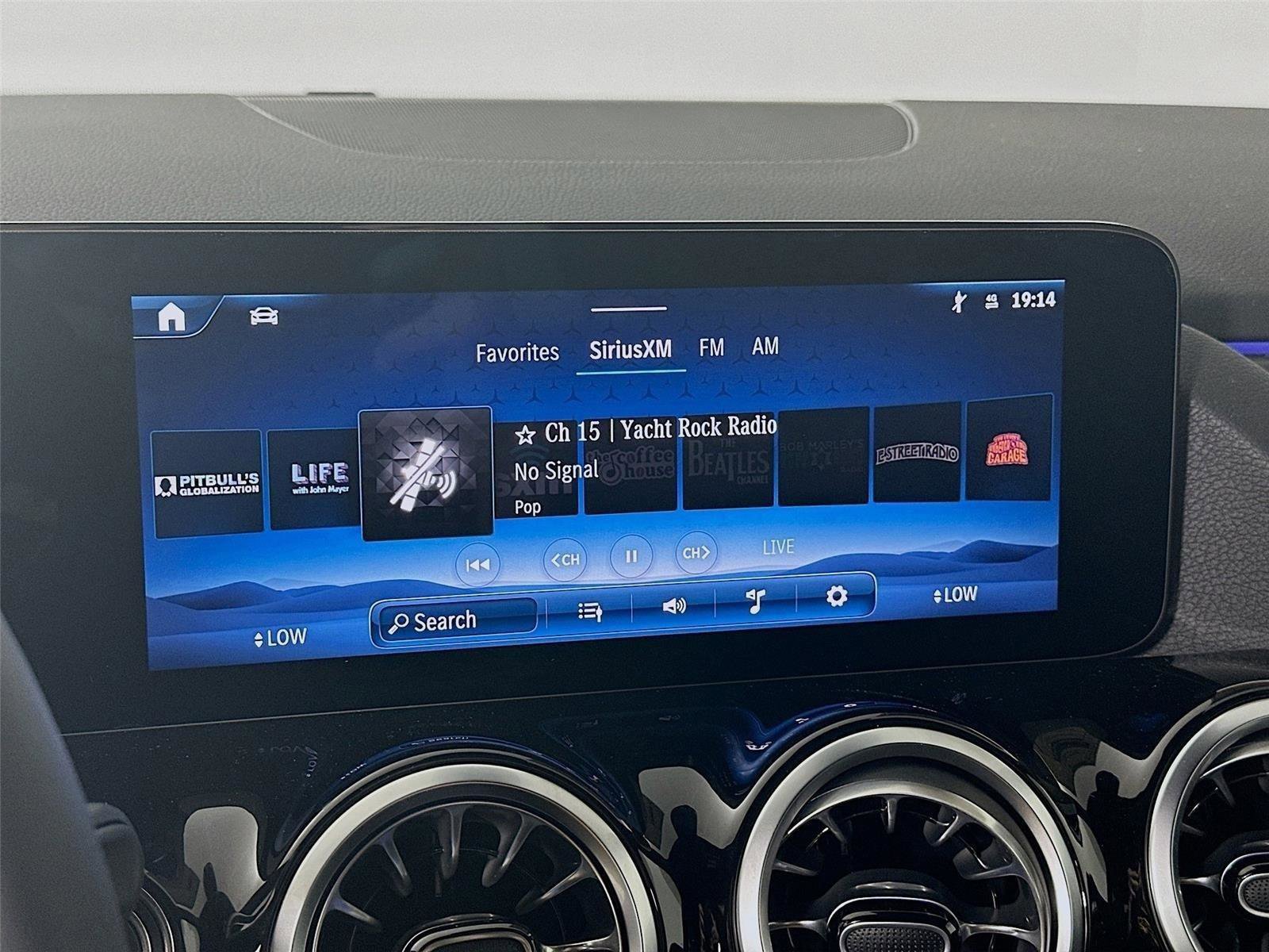 Certified 2026 Mercedes-Benz GLA 250 4MATIC image 18