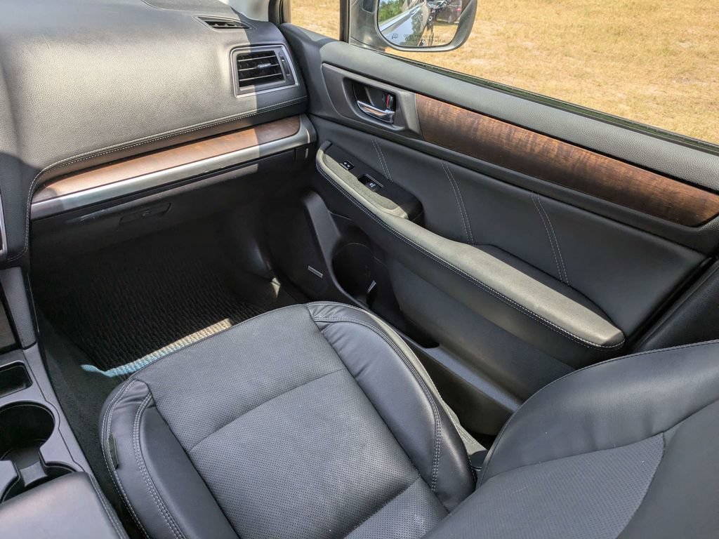 Used 2018 Subaru Outback 2.5i Limited AWD/4WD image 17