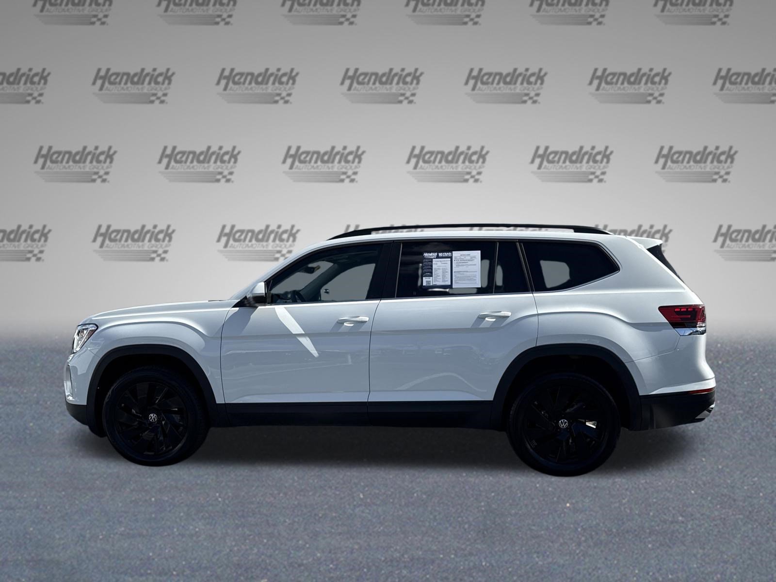 Used 2025 Volkswagen Atlas SE image 7