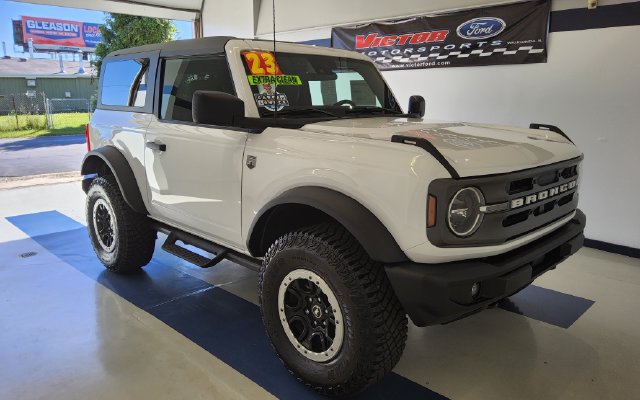 Used 2023 Ford Bronco Big Bend w/ Sasquatch Package AWD/4WD image 4