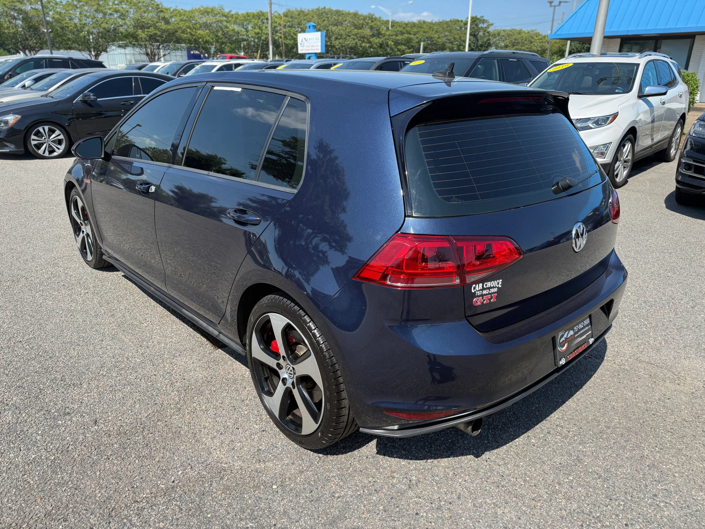 Used 2016 Volkswagen GTI Autobahn w/ Lighting Package (SEL) FWD image 10