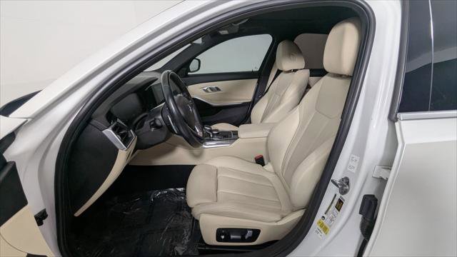 Used 2020 BMW 330i Sedan w/ Convenience Package image 14