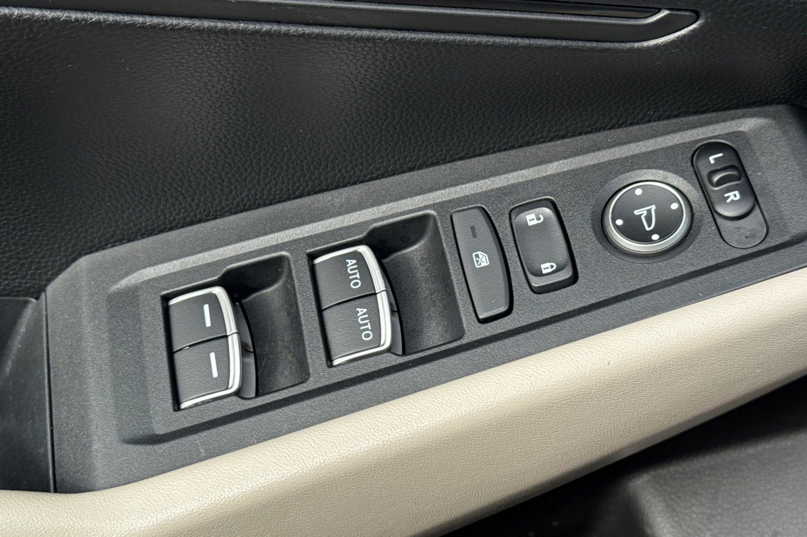 Used 2023 Honda Accord LX image 12