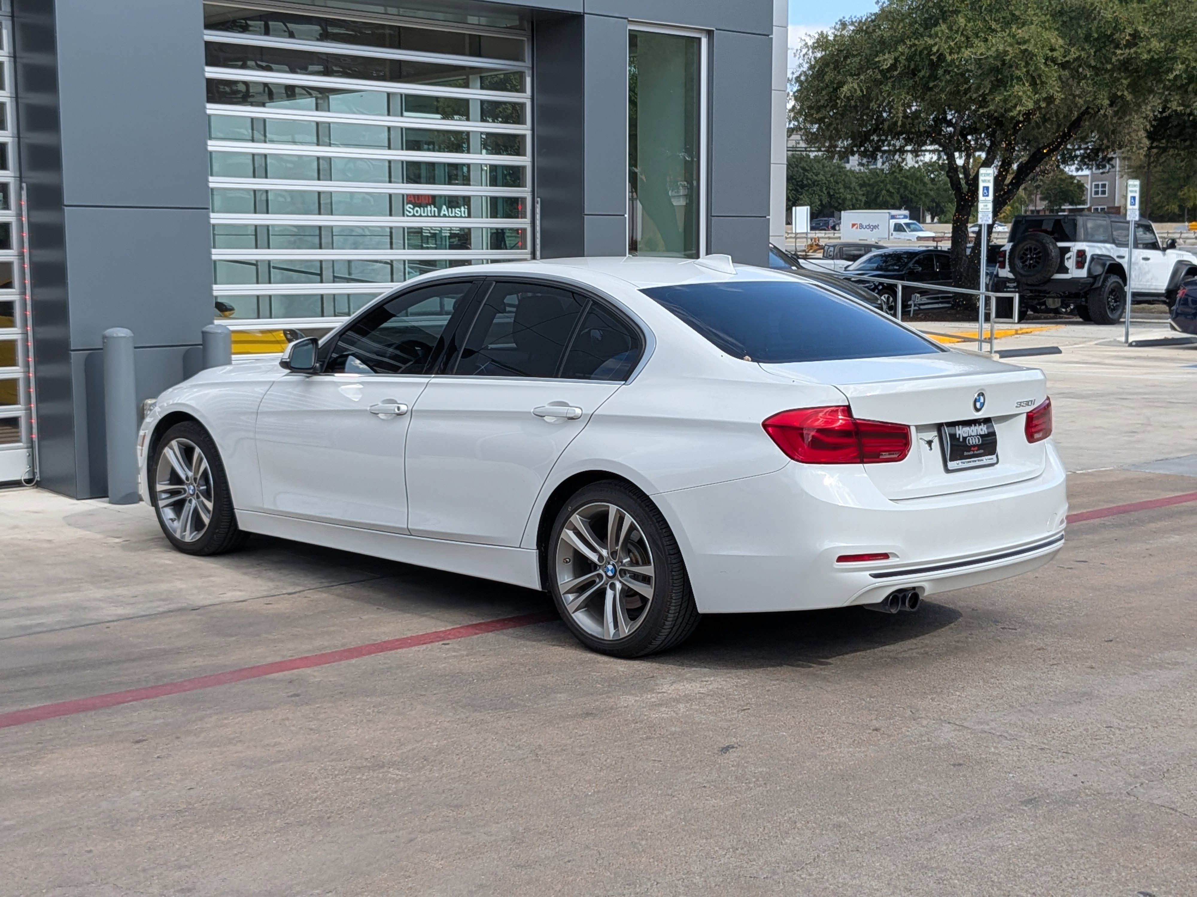 Used 2018 BMW 330i Sedan image 16