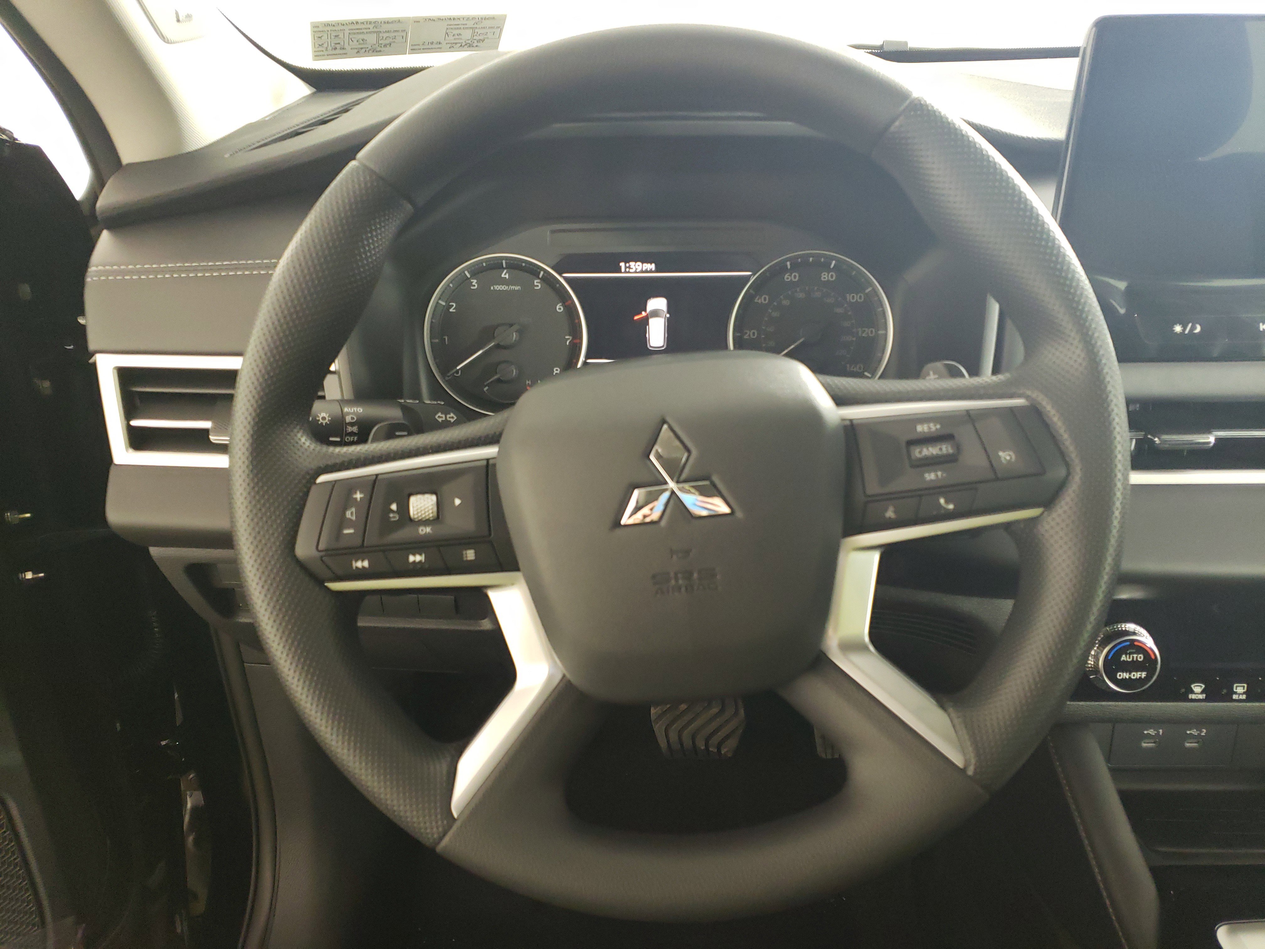 New 2026 Mitsubishi Outlander ES image 17