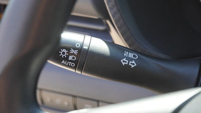 Used 2024 Nissan Sentra SV w/ Trunk Package image 29