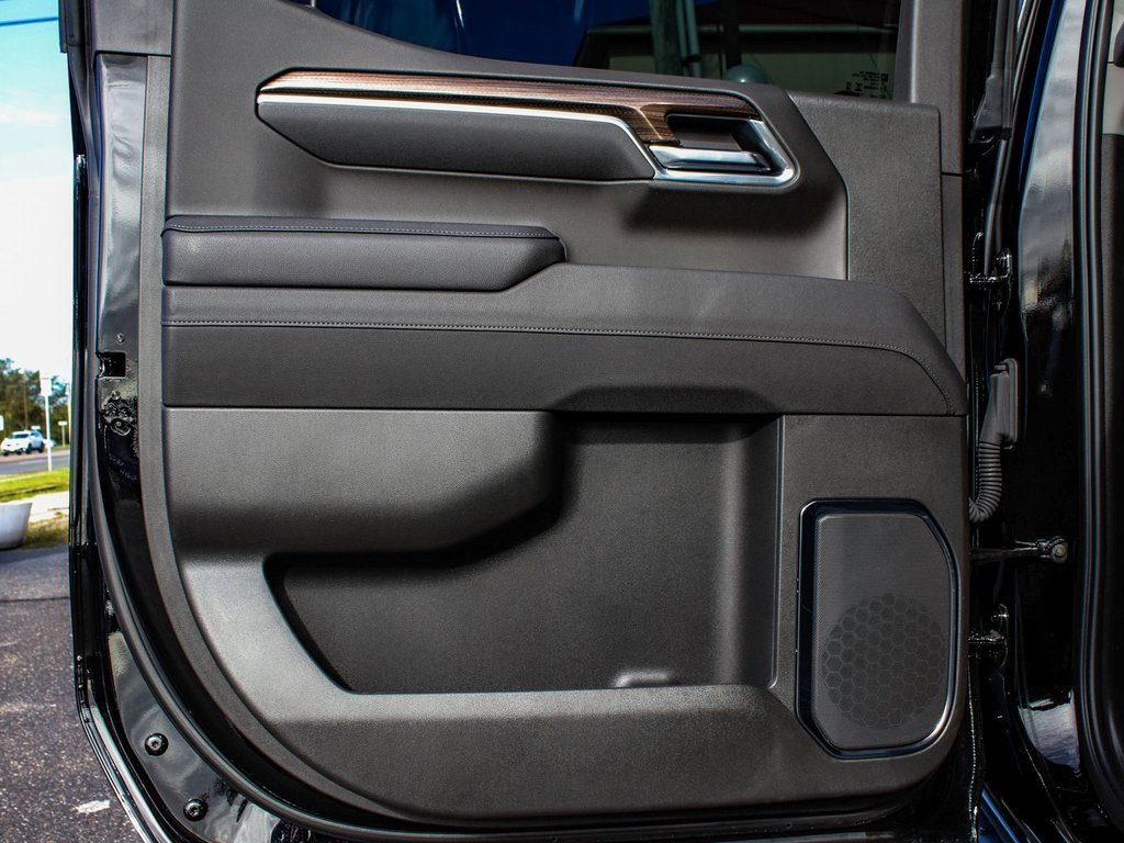 Used 2025 Chevrolet Silverado 1500 LT Trail Boss w/ LT Trail Boss Premium Package image 11