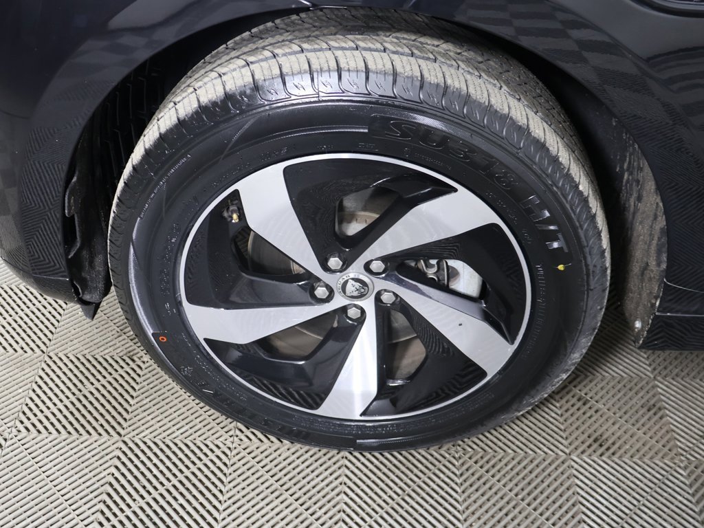 Used 2024 Jaguar F-PACE R-Dynamic S image 21