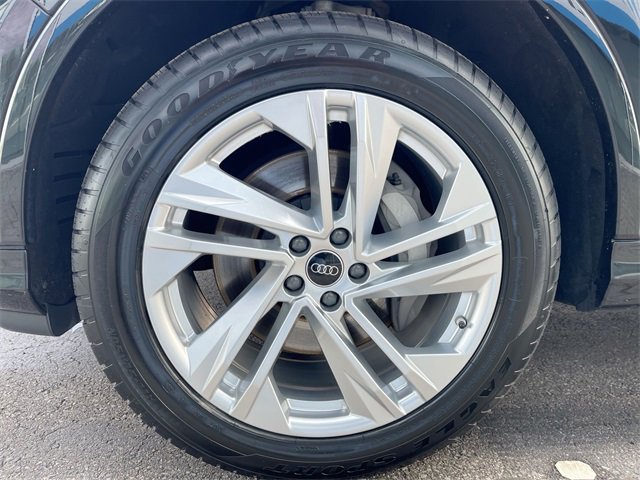 Used 2024 Audi Q7 3.0T Premium Plus image 33