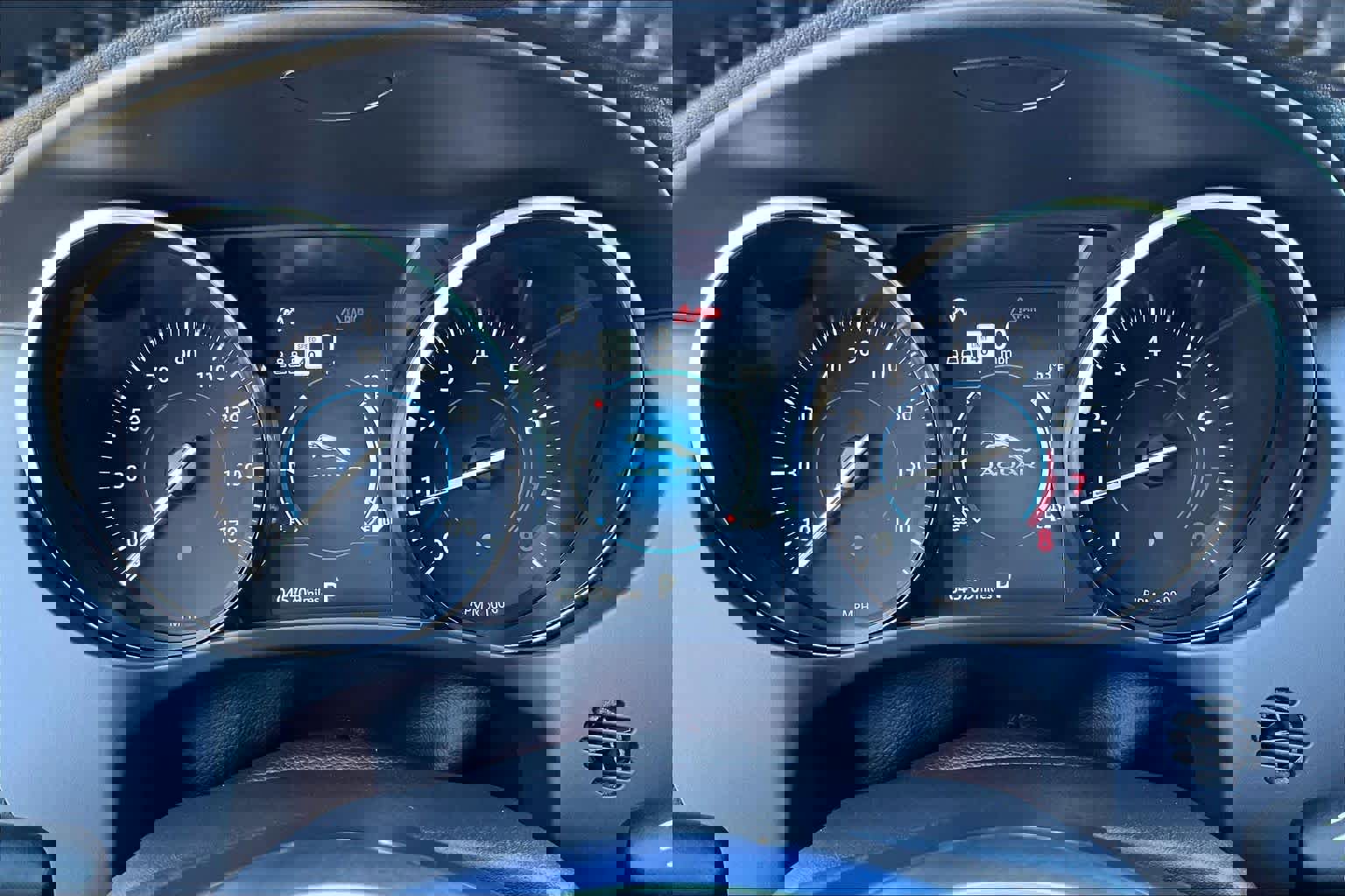 Used 2020 Jaguar F-PACE Prestige image 24