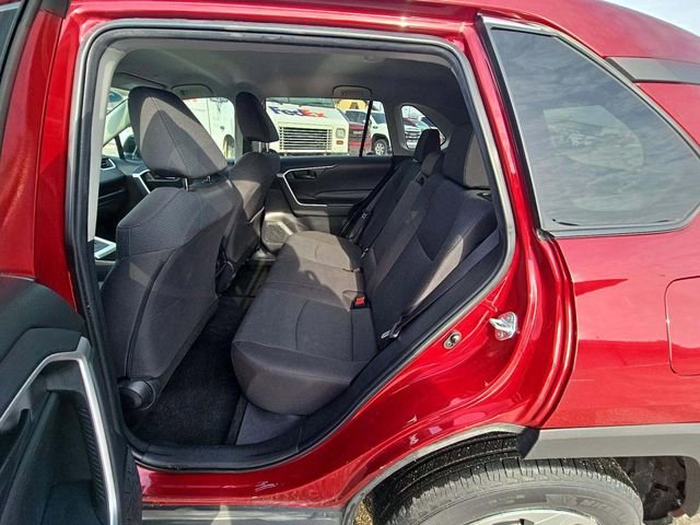 Used 2024 Toyota RAV4 LE image 8