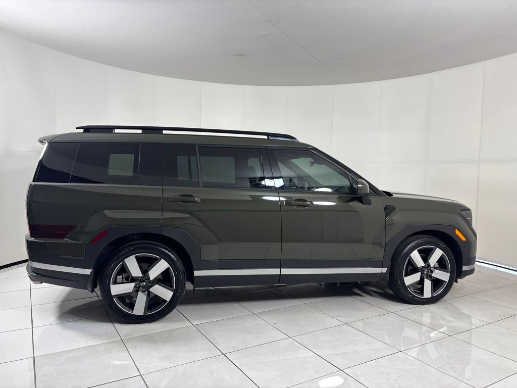 Used 2024 Hyundai Santa Fe Limited FWD image 6