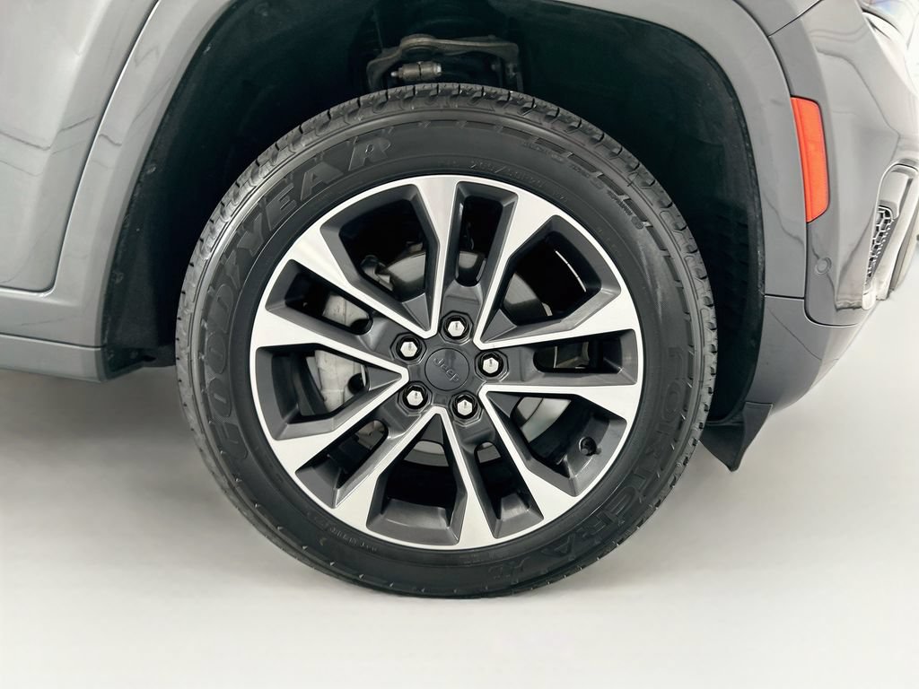 Used 2022 Jeep Grand Cherokee Overland w/ Adv Protech Group III RWD image 31