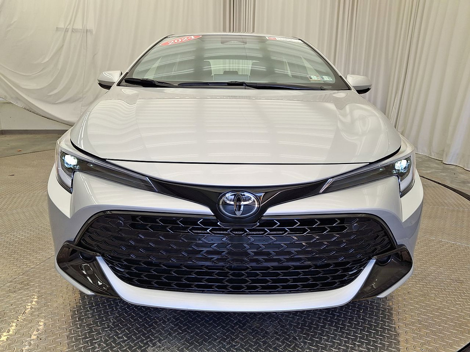 Certified 2024 Toyota Corolla SE image 28