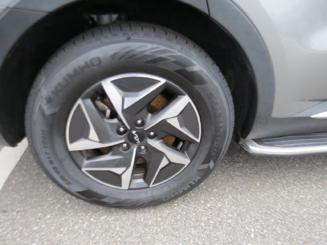 Used 2022 Kia Sorento EX FWD image 15