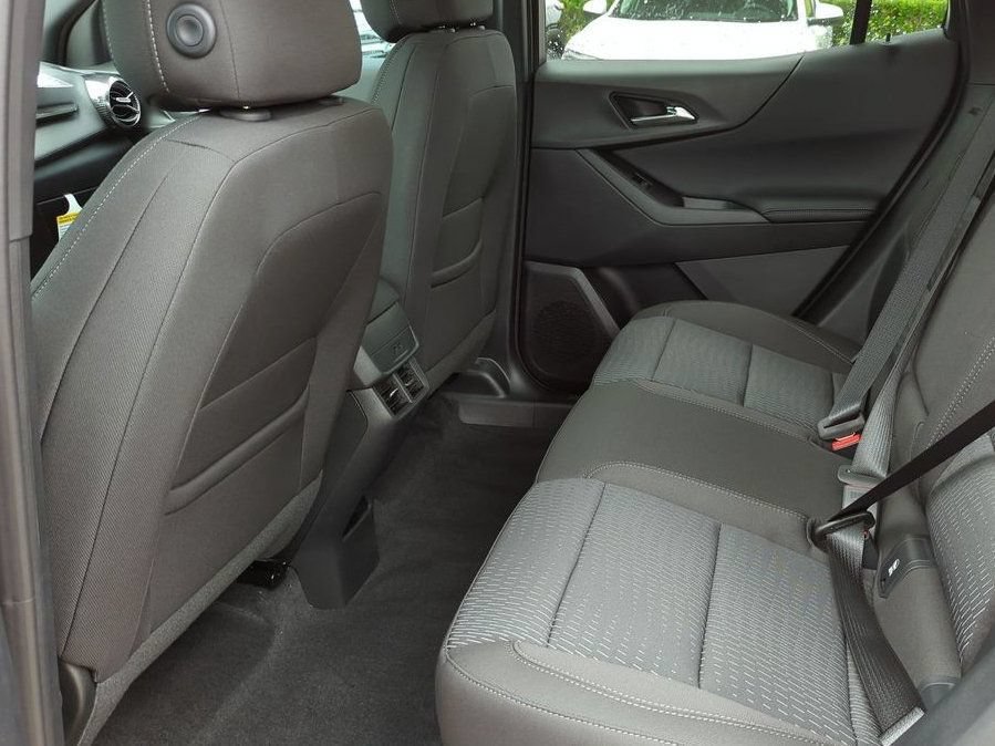 New 2027 Chevrolet Equinox LT FWD image 20