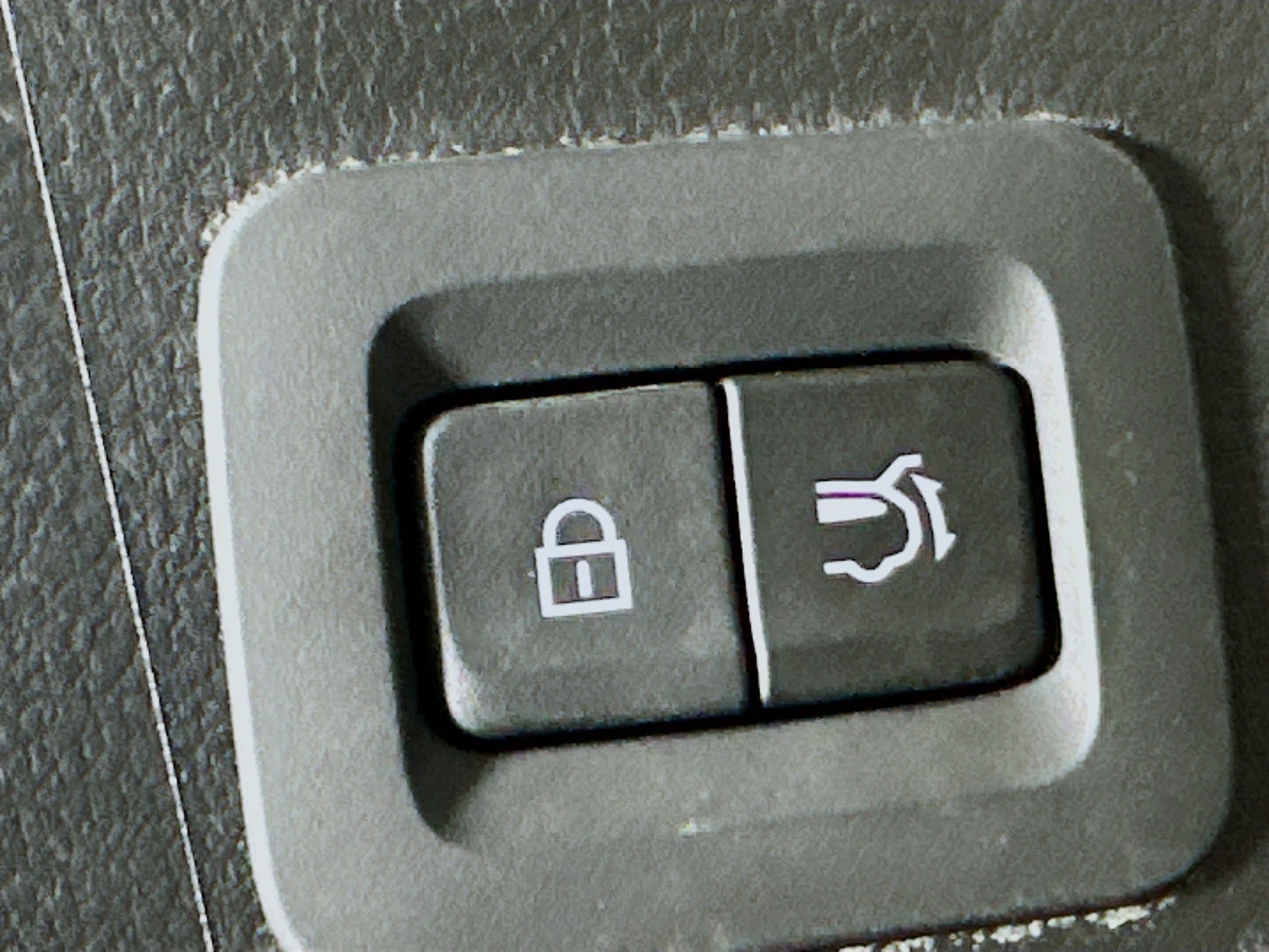 Used 2025 MAZDA CX-50 AWD 2.5 S w/ Premium Package image 30