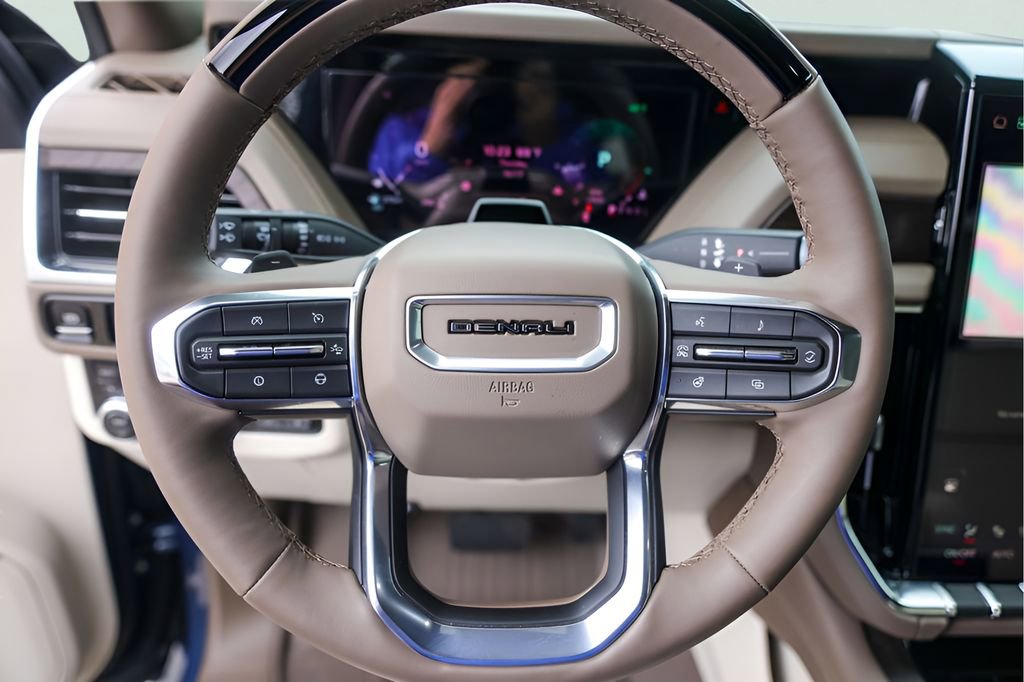 Used 2026 GMC Yukon Denali w/ Denali Reserve Package image 14