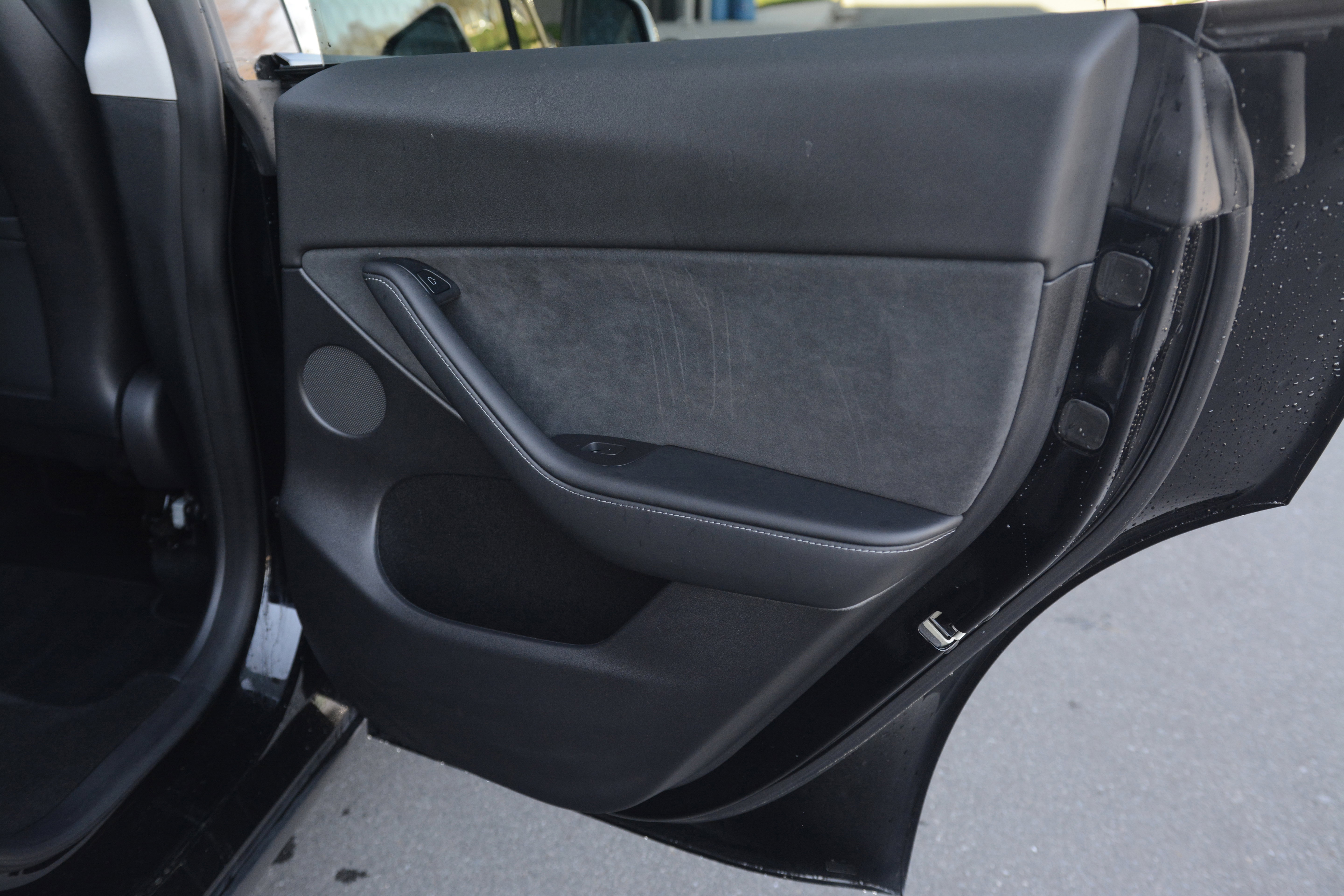 Used 2023 Tesla Model Y Long Range image 29