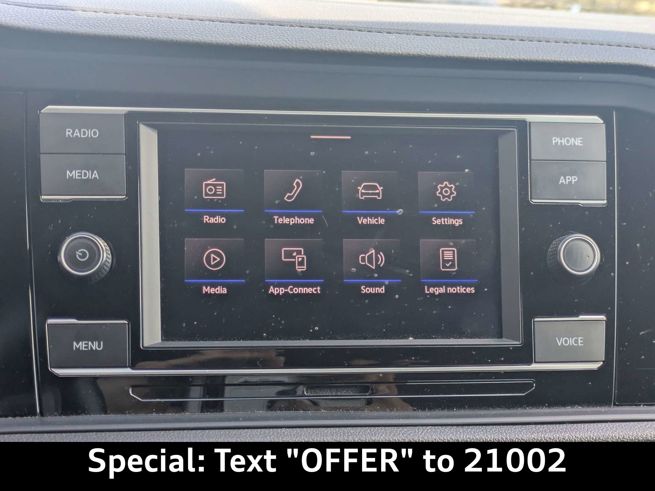 Used 2024 Volkswagen Jetta Sport image 18