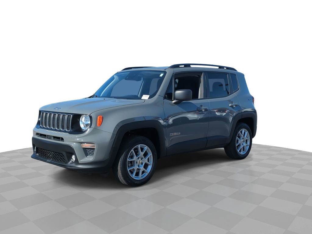 Used 2022 Jeep Renegade Latitude w/ Convenience Group image 4