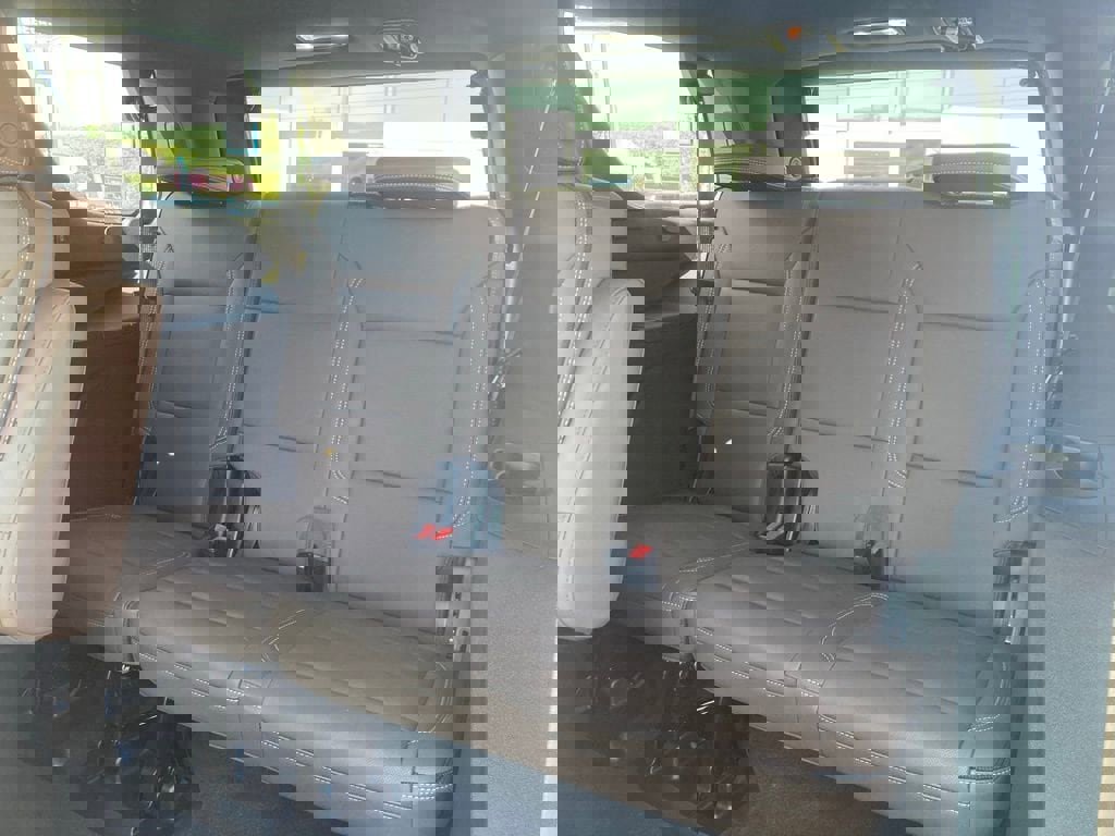 New 2025 Chevrolet Tahoe High Country image 24