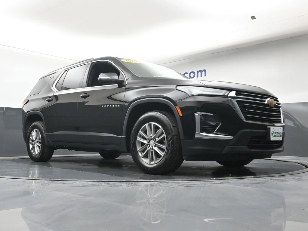 Used 2023 Chevrolet Traverse LT AWD/4WD image 24