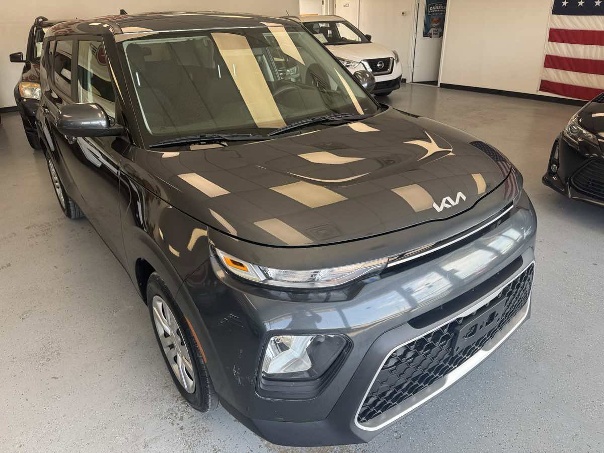 Used 2022 Kia Soul LX FWD image 7